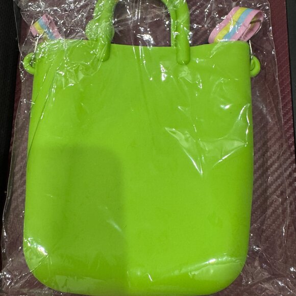 Sanrio CinnamonRoll Green Silicone NWT - Picture 3 of 4